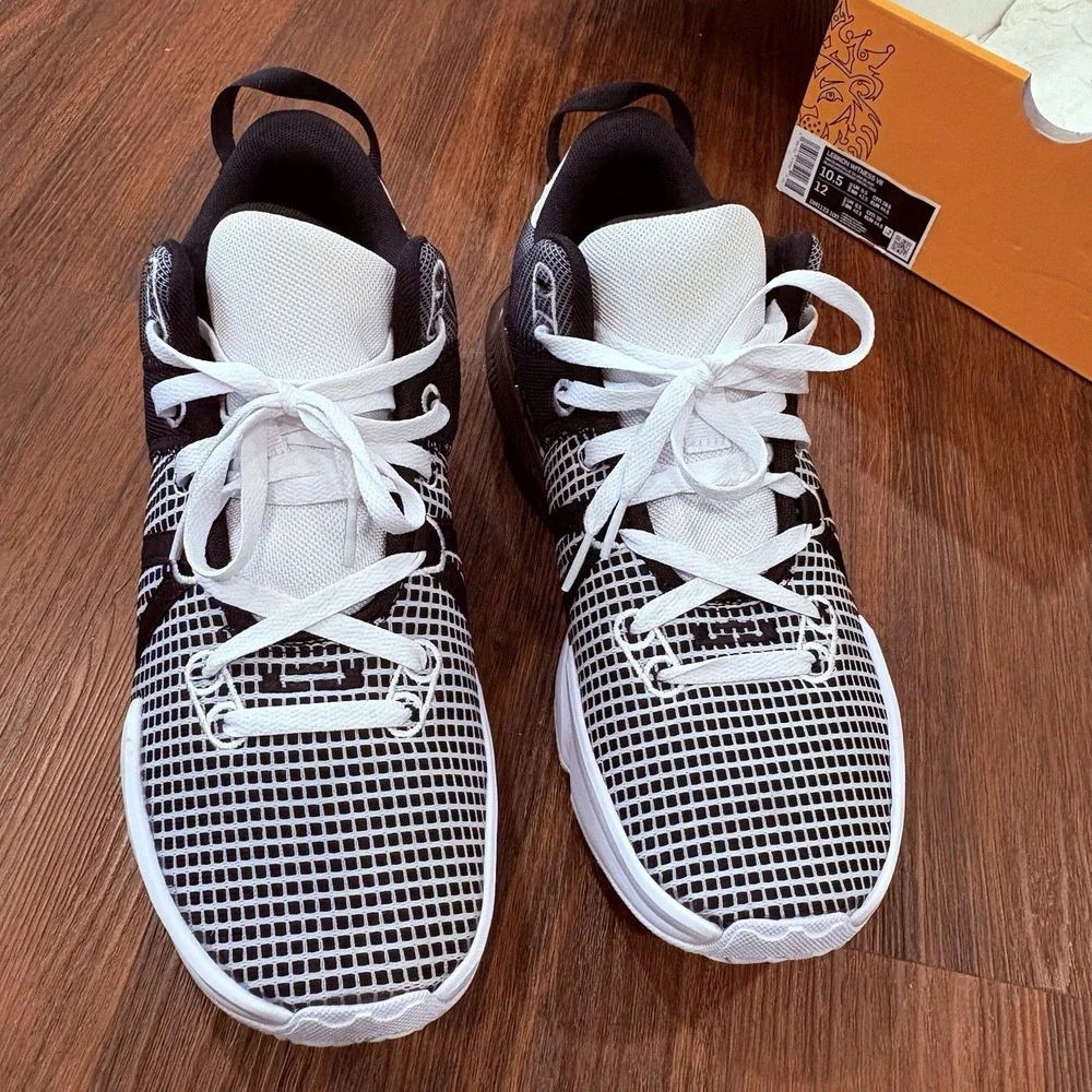 Nike like new
